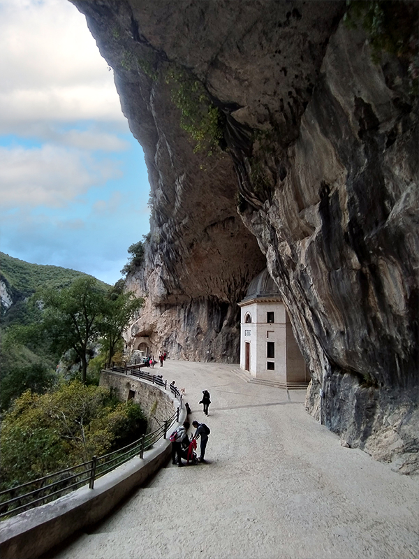 esterno del Tempio di Valadier