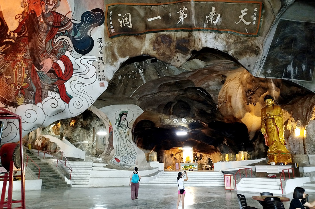 ipoh-perak-tong-cave-temple